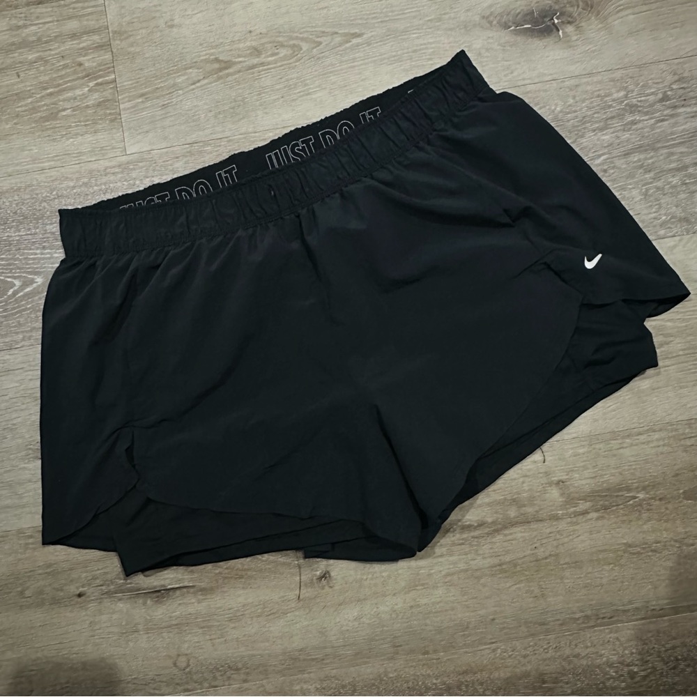 Black Nike Shorts size XXL
